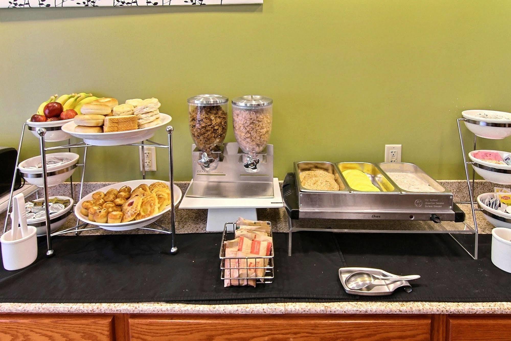 Sleep Inn South Bend Airport Екстериор снимка