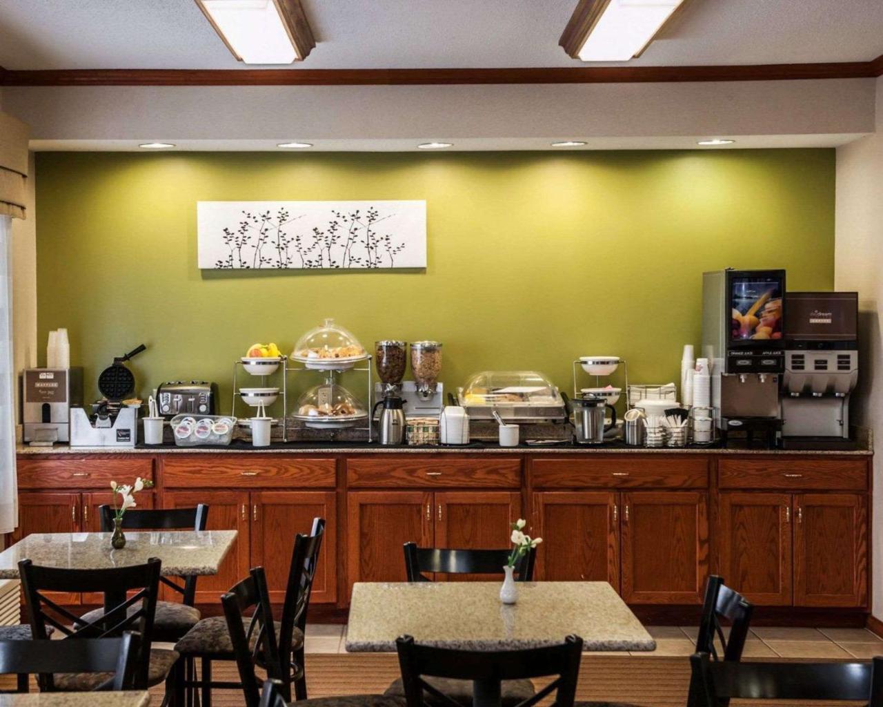 Sleep Inn South Bend Airport Екстериор снимка